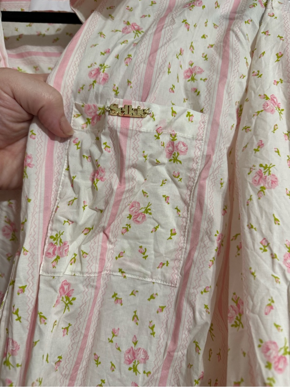Selkie Pink Floral Button-Up - Picture 2 of 3